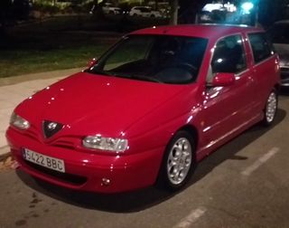 Alfa Romeo 145 2000 2.0 Quadrifoglio