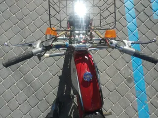 GAC Mobylete campera Roja