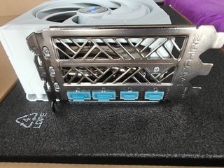 Tarjeta Gráfica Sapphire RX 9070 PURE 16GB OC