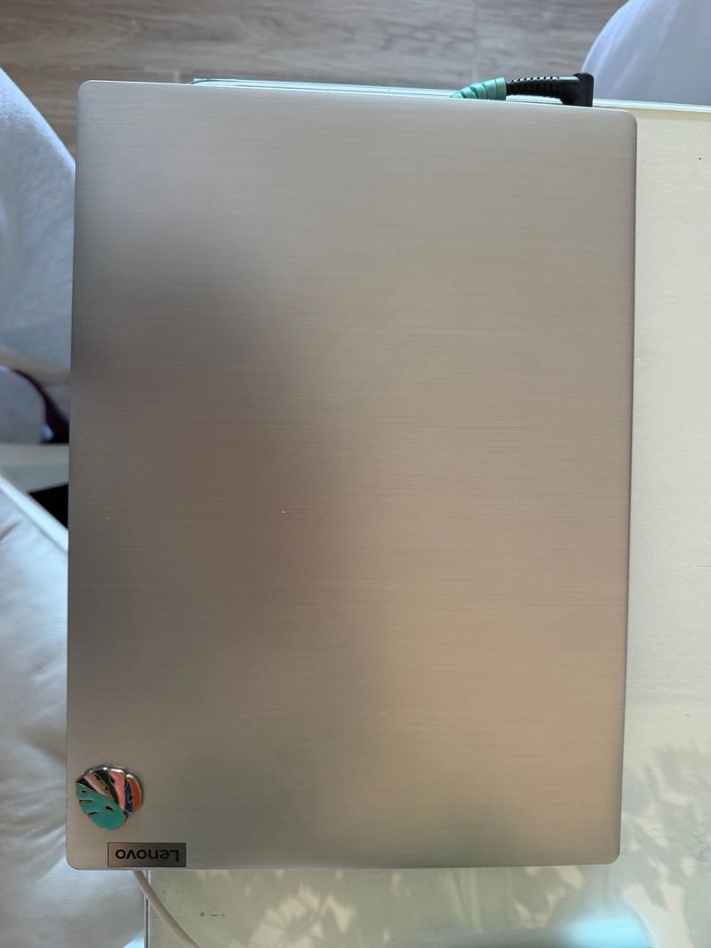Lenovo - IdeaPad