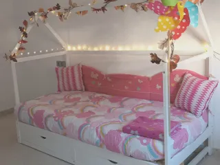 Cama doble infantil con dosel NUEVA, SIN USO