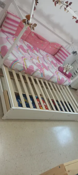 Cama doble infantil con dosel NUEVA, SIN USO