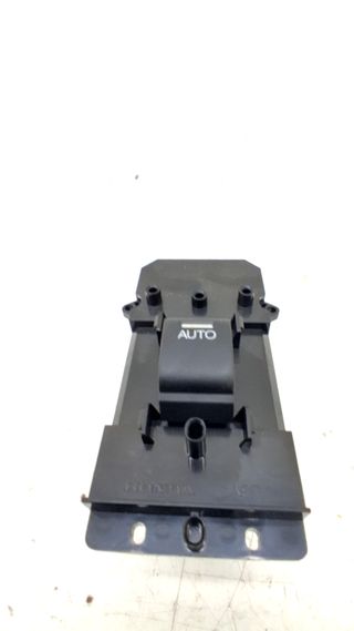 MANDO ELEVALUNAS DELANTERO DERECHO HONDA JAZZ (GK)