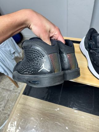 CHOLLO!! 2 Pares 44,5 Nike y Jordan