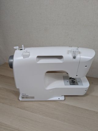 Máquina de coser | Cecotec BelleCouture 1500