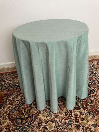 Conjunto Cortinas y mesa camilla a juego