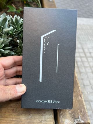 Samsung Galaxy S25 Ultra Caja