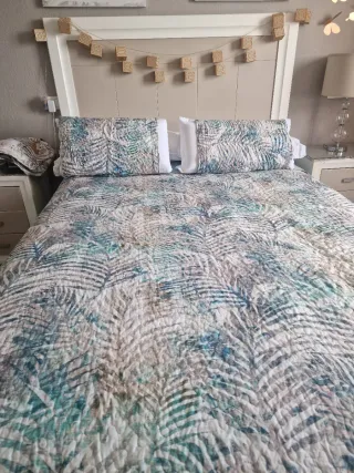 Colcha Botánica Cama 1.50 + 2 Cojines