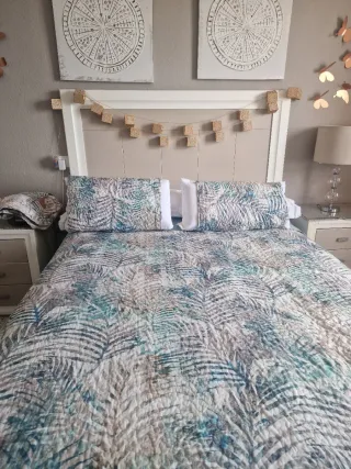 Colcha Botánica Cama 1.50 + 2 Cojines