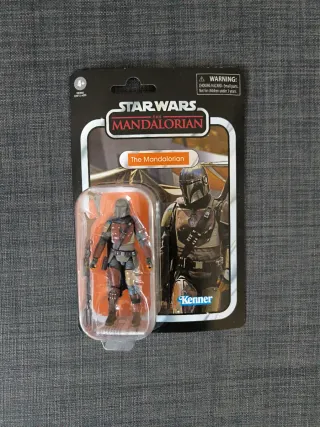 Figuras Star Wars Mandalorian y Cara Dune Kenner