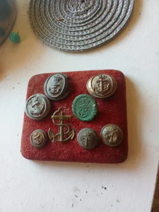 Lote botones militares y broche ancla