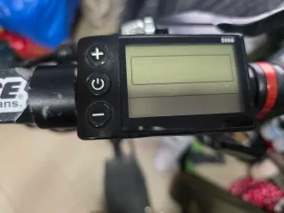 Patinete Eléctrico Negro/Rojo