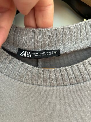 Conjunto falda y blusa Zara gris