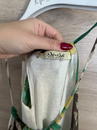 Top No-ná fantasia floreale taglia M