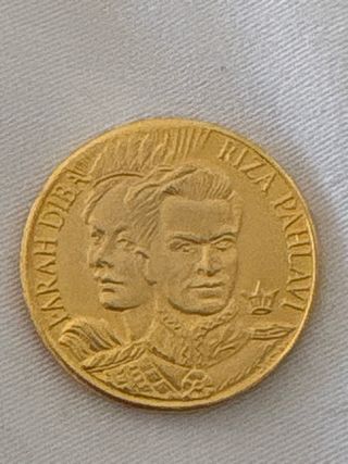 Moneta placcata oro vintage da collezione