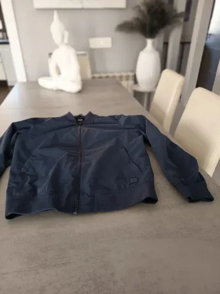 Chaqueta bomber ZARA azul hombre