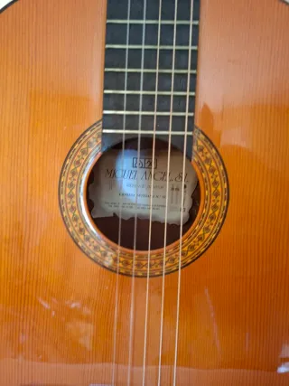 Due chitarre spagnole in offerta: Miguel Ángel e Rocío