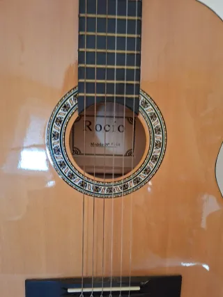 Due chitarre spagnole in offerta: Miguel Ángel e Rocío