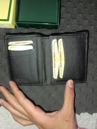 Cartera hecha a mano