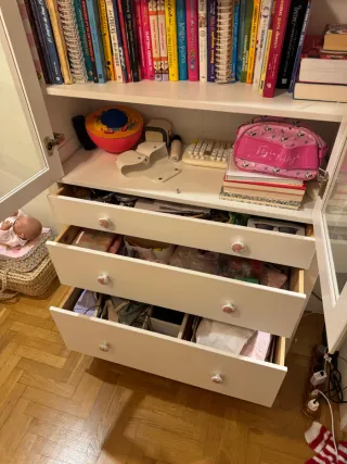 Vitrina IKEA Hennes Blanca