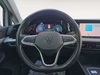 Volkswagen Golf Life 1.0 eTSI 81kW (110CV) DSG