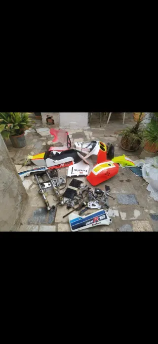 CHASIS DOCUMENTADO + Piezas Suzuki GSXR 1100