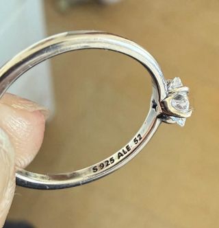 Anillo Pandora Corazón Brillante