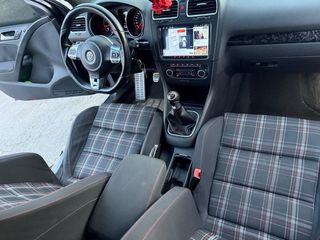 Volkswagen Golf 2010
