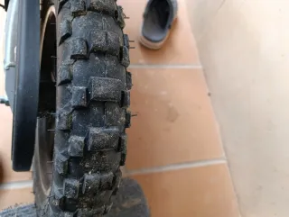 Moto Cross Infantil Eléctrica Roja y Negra