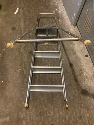 Escalera plegable de metal