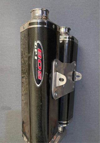 Escapes de carbono Suzuki B-King