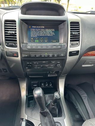 Toyota Land Cruiser 150 2005