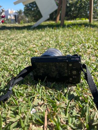 Cámara de fotos Sony NEX-5 (2010)