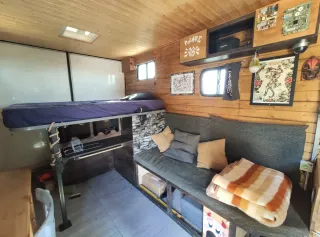 Camion Vivienda Volvo FL6-11 210cv