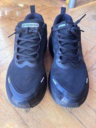 Nike Vomero Plus Negro