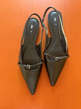 Zapatos Zara destalonados negros talla 37