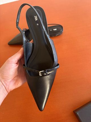 Zapatos Zara destalonados negros talla 37