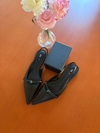 Zapatos Zara destalonados negros talla 37