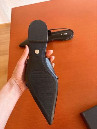 Zapatos Zara destalonados negros talla 37