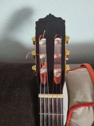 Guitarra José Gómez Amplificada