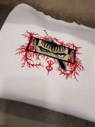 Felpa  doppio ricamo BERSERK