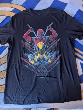 Camiseta Marvel Deadpool y Lobezno