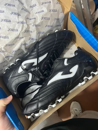 Zapatillas fútbol/rugby Joma tacos negras