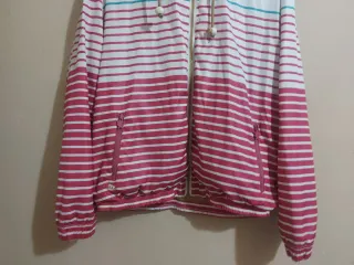 Cortavientos Pull&Bear rayas