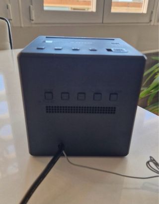 Radio despertador Sony negro