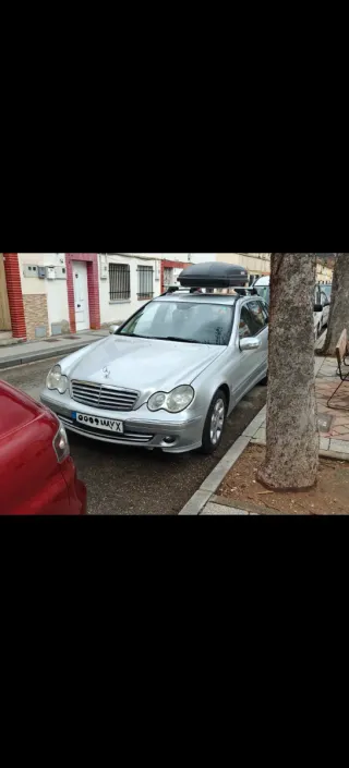 Mercedes-Benz Clase C 2006