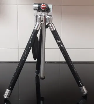 Trípode Cherry Antiguo