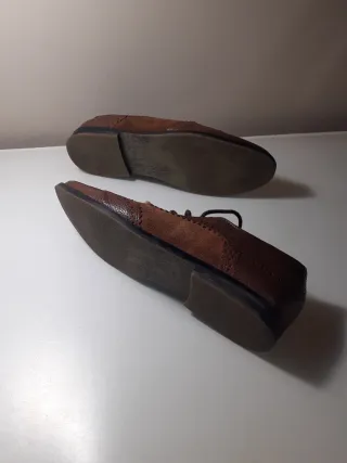 Zapatos de piel marrones