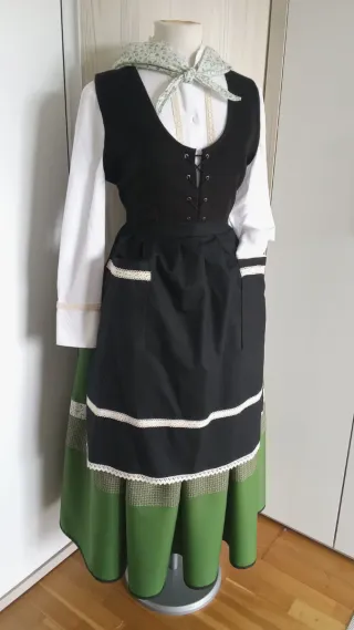 Traje Neska-Baserritarra "150 euros"