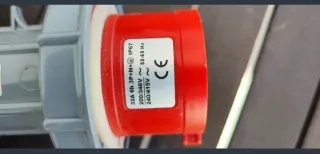 Base enchufes Famatel 16005 IP67 32A 6h